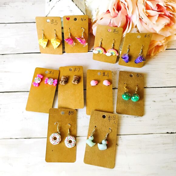 NEW 10 Pair Novelty 3D Earrings Rainbows, Cheese, Donuts, Drinks Funky Eclectic - Picture 1 of 5